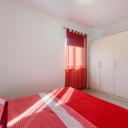 Apartments By The Sea Brist, Makarska - 11078 Pokój zdjęcie