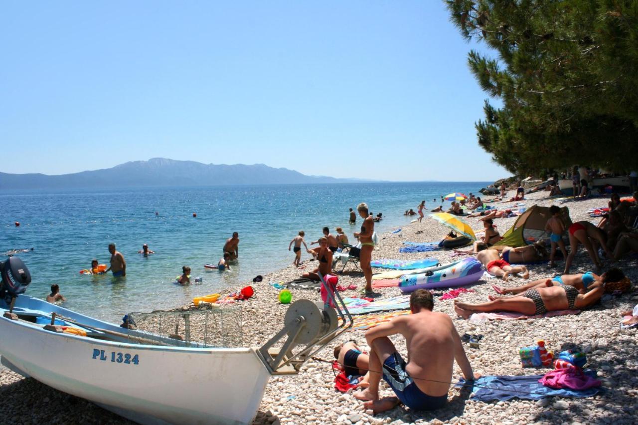 Apartments By The Sea Brist, Makarska - 11078 Zewnętrze zdjęcie