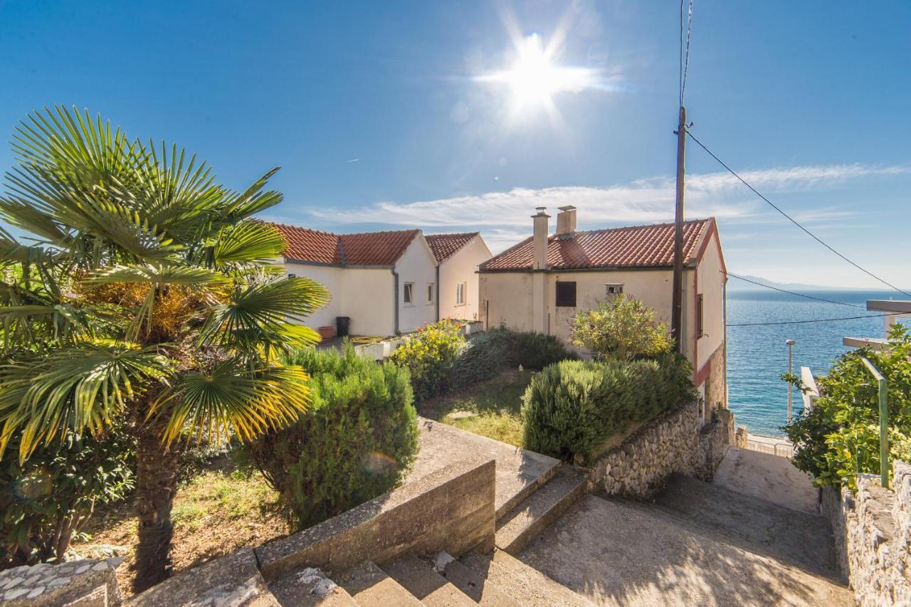 Apartments By The Sea Brist, Makarska - 11078 Zewnętrze zdjęcie