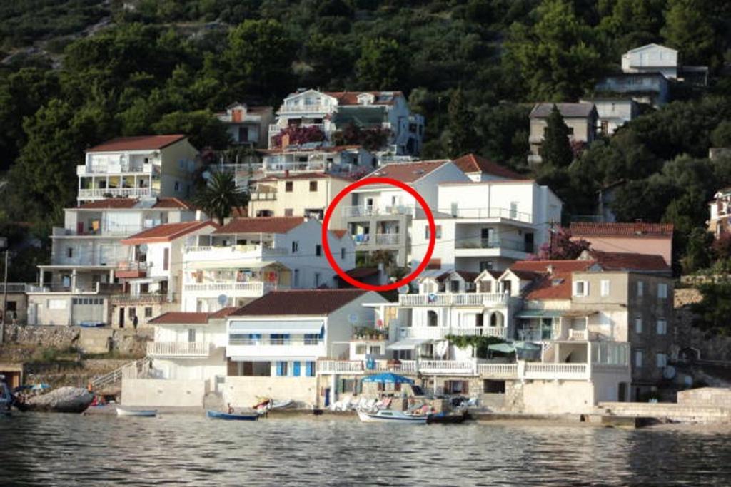 Apartments By The Sea Brist, Makarska - 11078 Zewnętrze zdjęcie