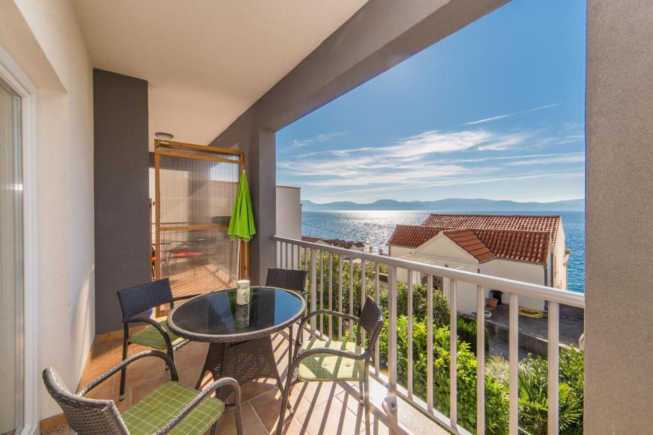 Apartments By The Sea Brist, Makarska - 11078 Zewnętrze zdjęcie