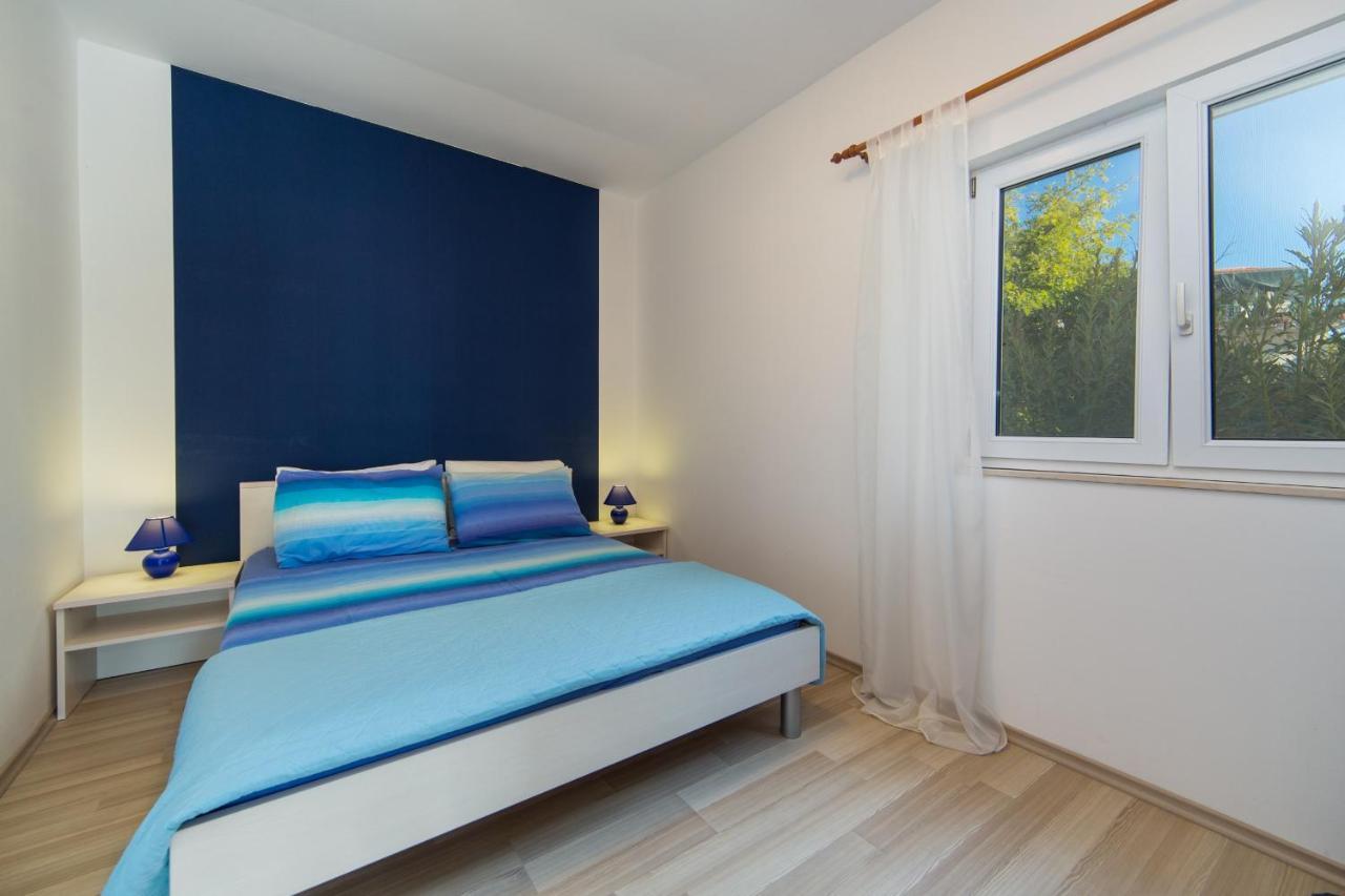 Apartments By The Sea Brist, Makarska - 11078 Zewnętrze zdjęcie