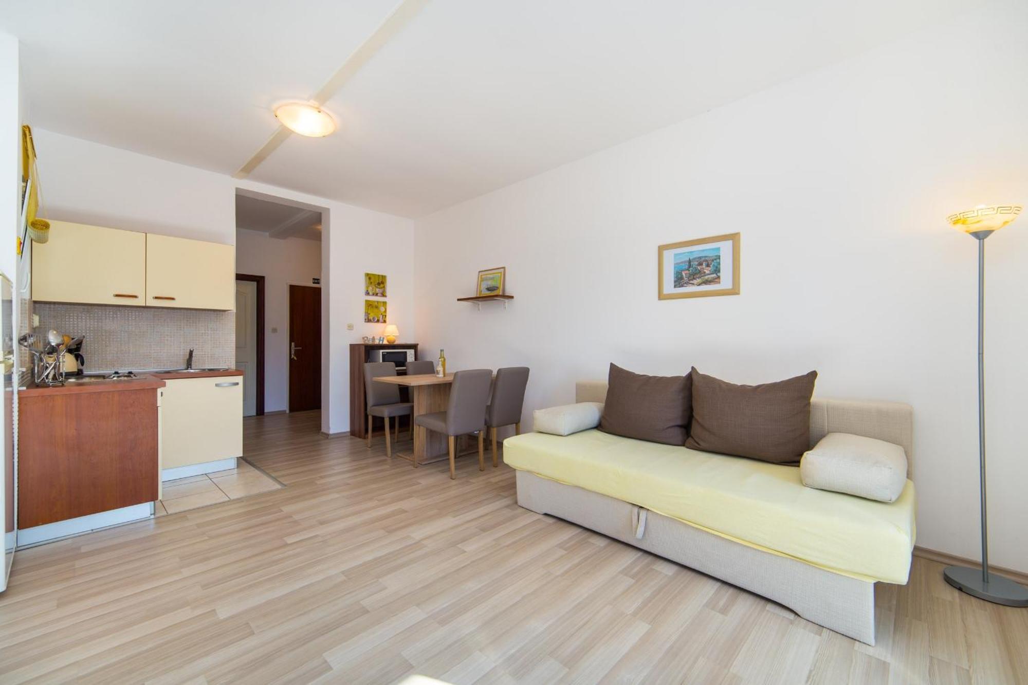 Apartments By The Sea Brist, Makarska - 11078 Pokój zdjęcie