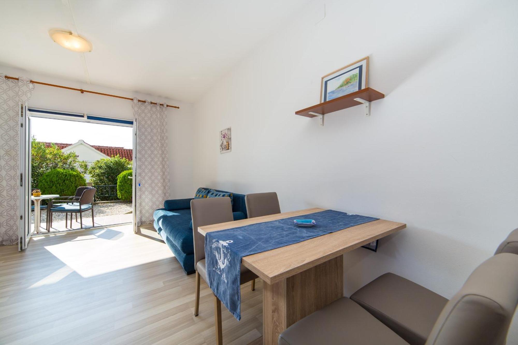 Apartments By The Sea Brist, Makarska - 11078 Pokój zdjęcie